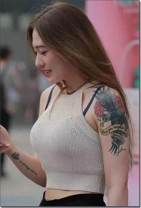 奶牛级别的少妇、最美不过如峰的胸器，最美不过隐隐的乳香[14P]第0页 作者:Publisher 帖子ID:74615 TAG:偷拍图片,露出偷窺,2048核基地